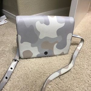 NWOT Andra Crossbody Haze Camo / Medium
